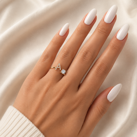 Luné Initial Ring